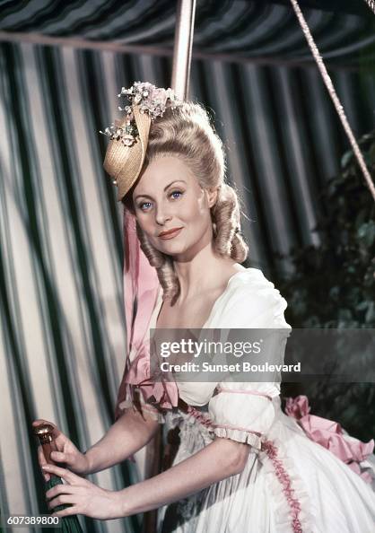 High-Quality Marie Antoinette Movie Stills – Explore Iconic Film Images