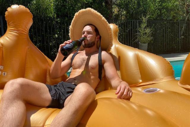 Nicholas Hoult Shirtless: Relaxing Poolside in Positano