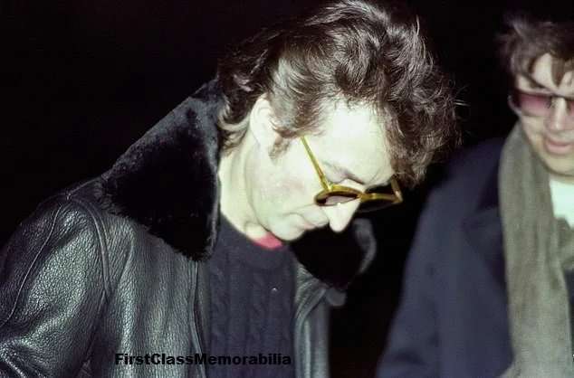 mark david chapman autograph