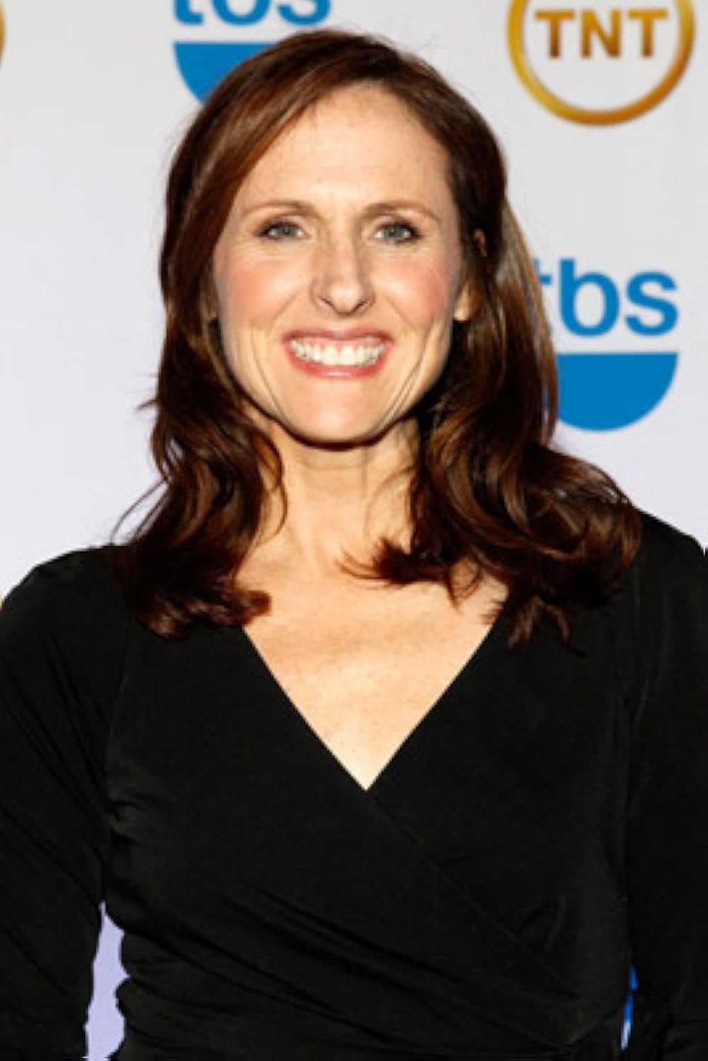 Molly Shannon Height: How Tall Is the Superstar Actress?