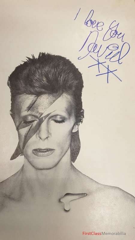 Authentic David Bowie Autographs: A Guide to His Signature Styles and Collectibles