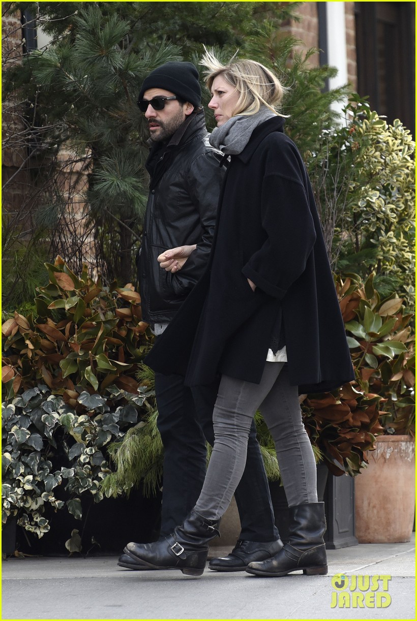 Oscar Isaacs Romantic Day Out with Maria Miranda in New York City