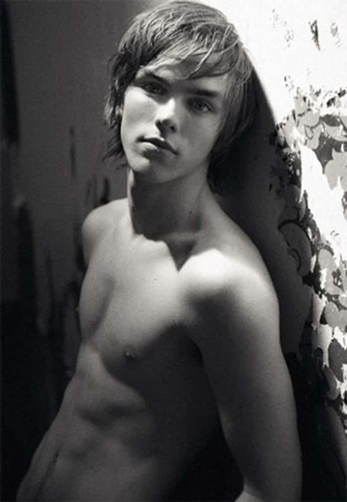 Nicholas Hoult Shirtless: Top Photos and Moments You Can’t Miss