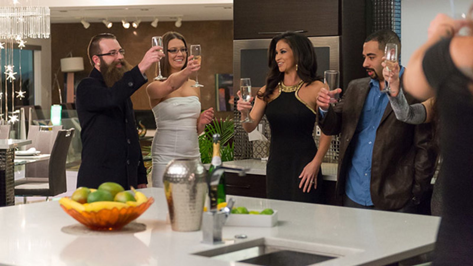 Swing Playboy TV Cast: Behind the Scenes Secrets and Fun Facts