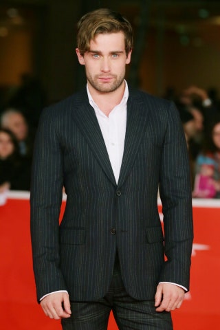 Best British Actors Under 40: Hot Talents in Film and TV