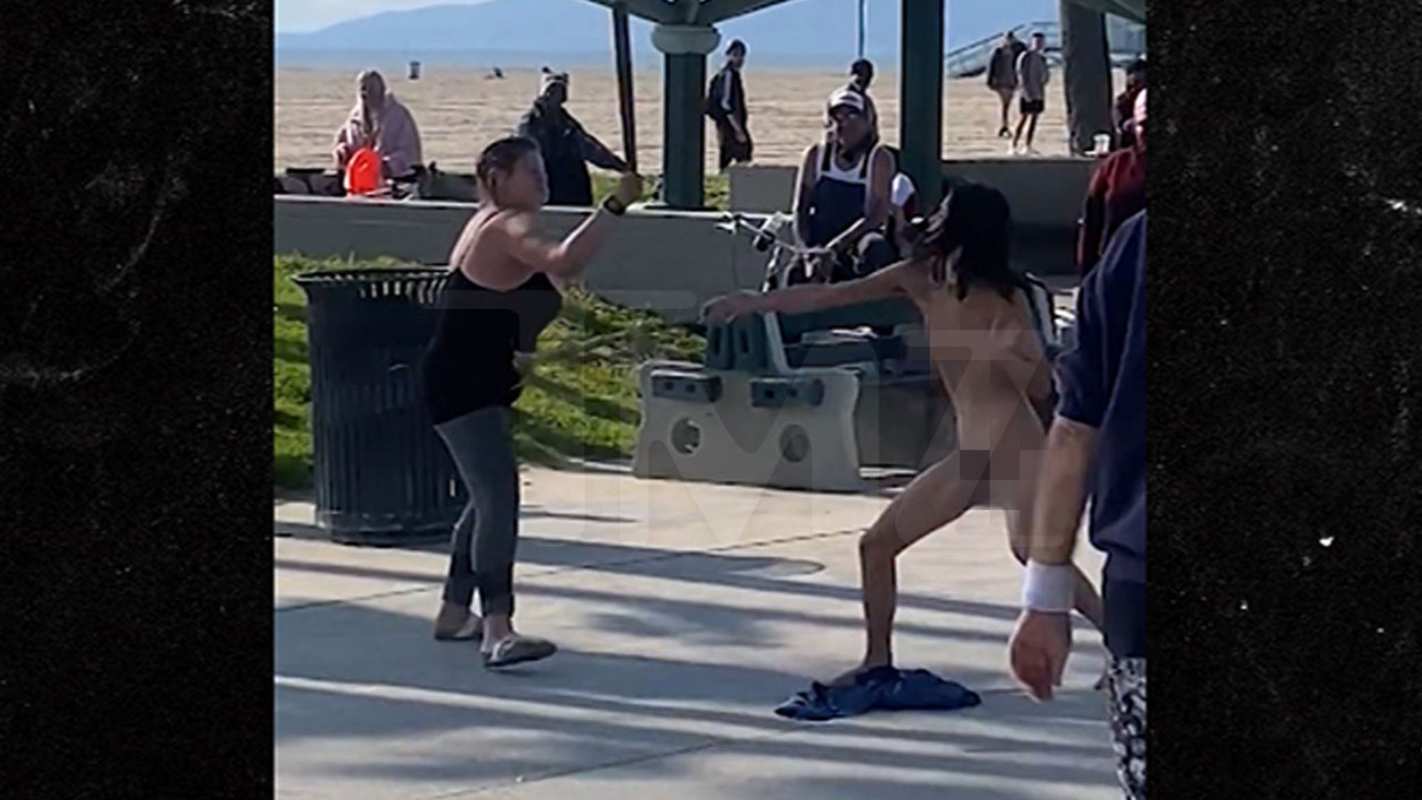 Top 5 Reasons to Watch This Women Naked Fight.
